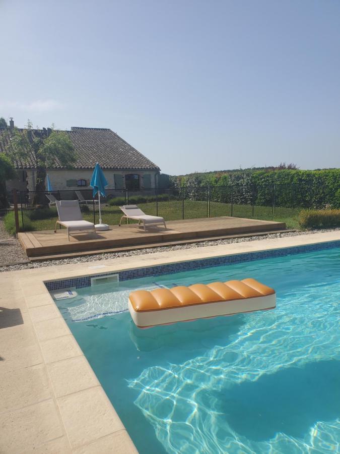 Hotel Au Mas De Janita Cahuzac-sur-Vère Esterno foto